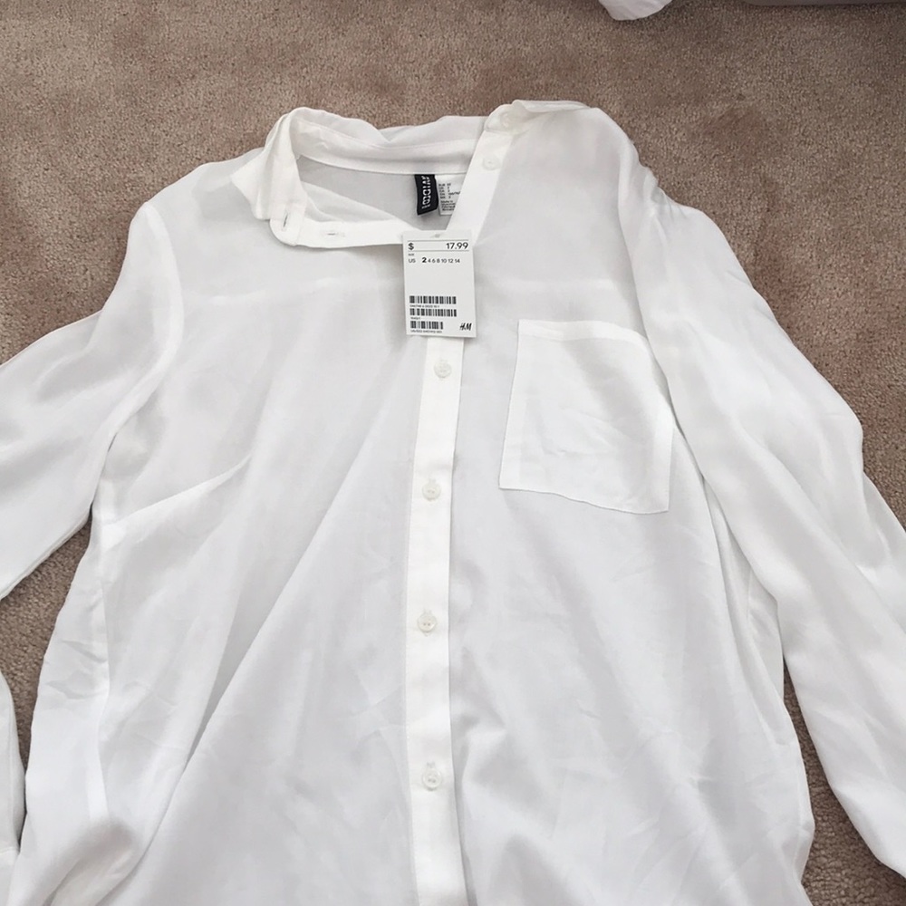 H&M All White Women’s Buttoned Up Dress Shirt